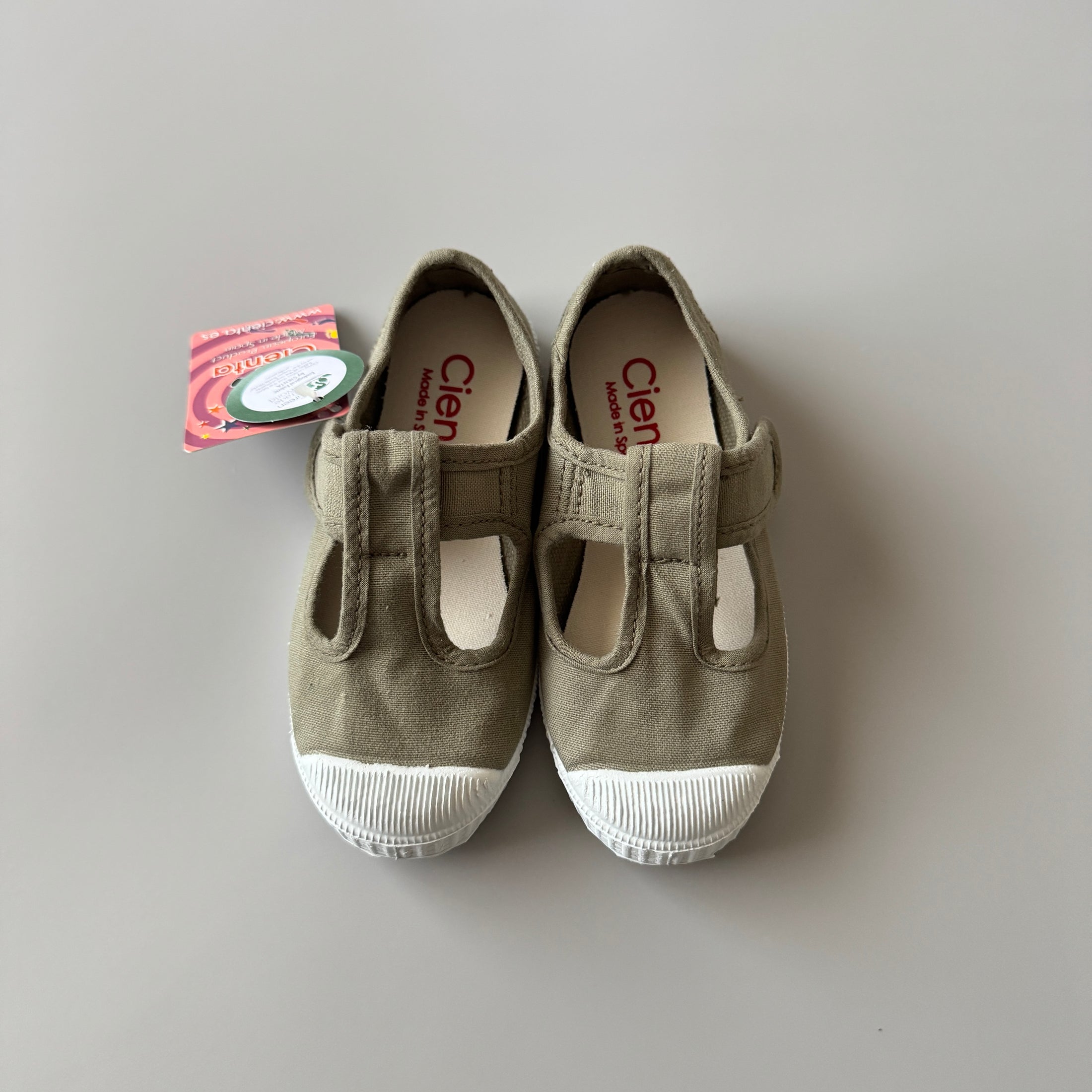 <Cienta>T strap shoes - CEMENTO 77777