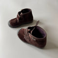 갤러리 뷰어로 이미지로드, <Cienta>High-cut velour shoes - BROWN 975075
