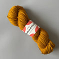 갤러리 뷰어로 이미지로드, <STUDIO MISHA&PUFF>RWS Yarn Skein - Marigold
