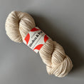 갤러리 뷰어로 이미지로드, <STUDIO MISHA&PUFF>RWS Yarn Skein - String
