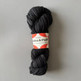 갤러리 뷰어로 이미지로드, <STUDIO MISHA&PUFF>RWS Yarn Skein - Licorice
