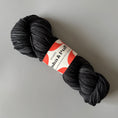 갤러리 뷰어로 이미지로드, <STUDIO MISHA&PUFF>RWS Yarn Skein - Licorice
