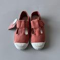 Gallery viewerに画像を読み込む, <Cienta>T strap shoes - TERRA 77777
