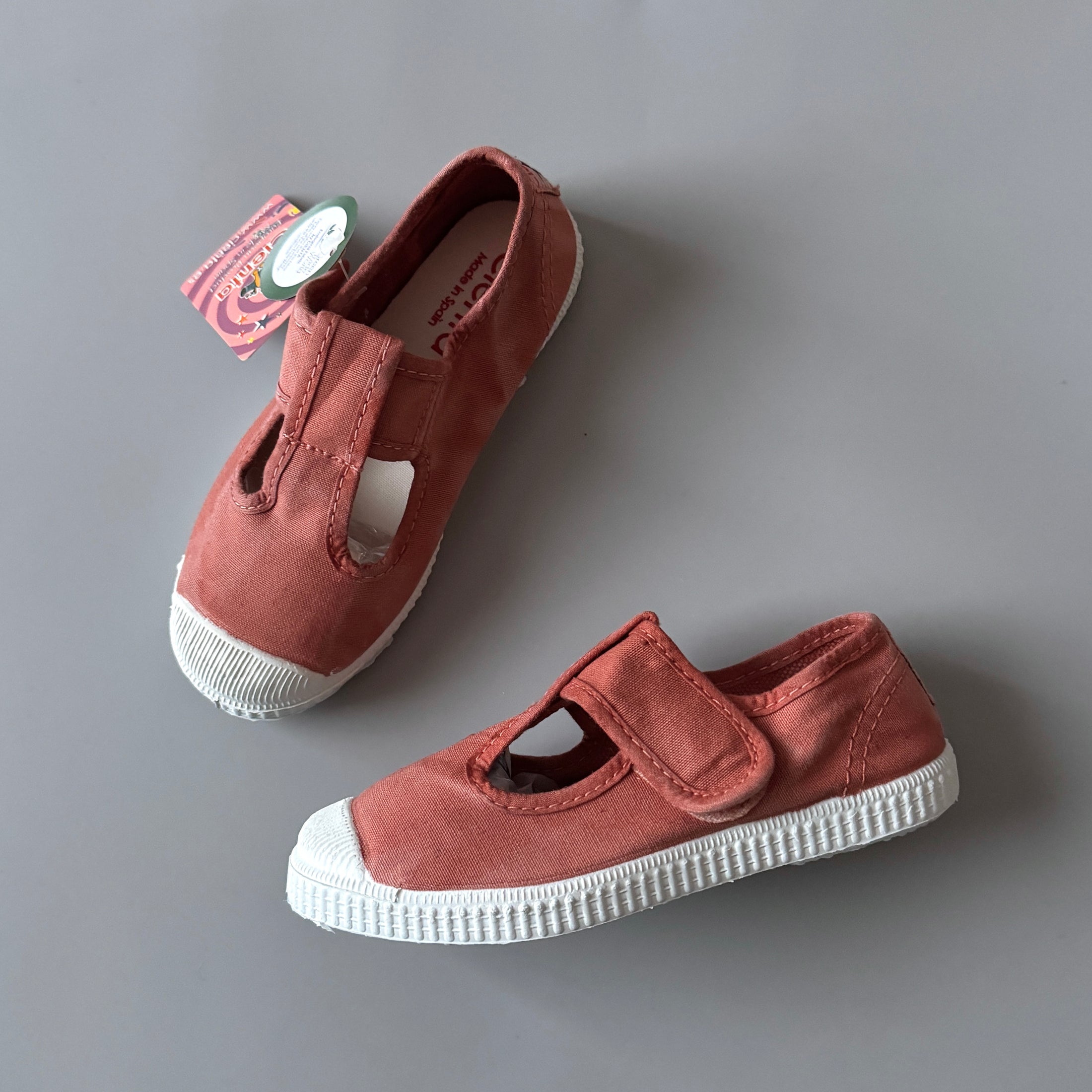 <Cienta>T strap shoes - TERRA 77777