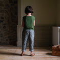 Gallery viewerに画像を読み込む, 【送料無料】<Little Cotton Clothes> Charlotte Trousers Thistle Floral（2-6Y）
