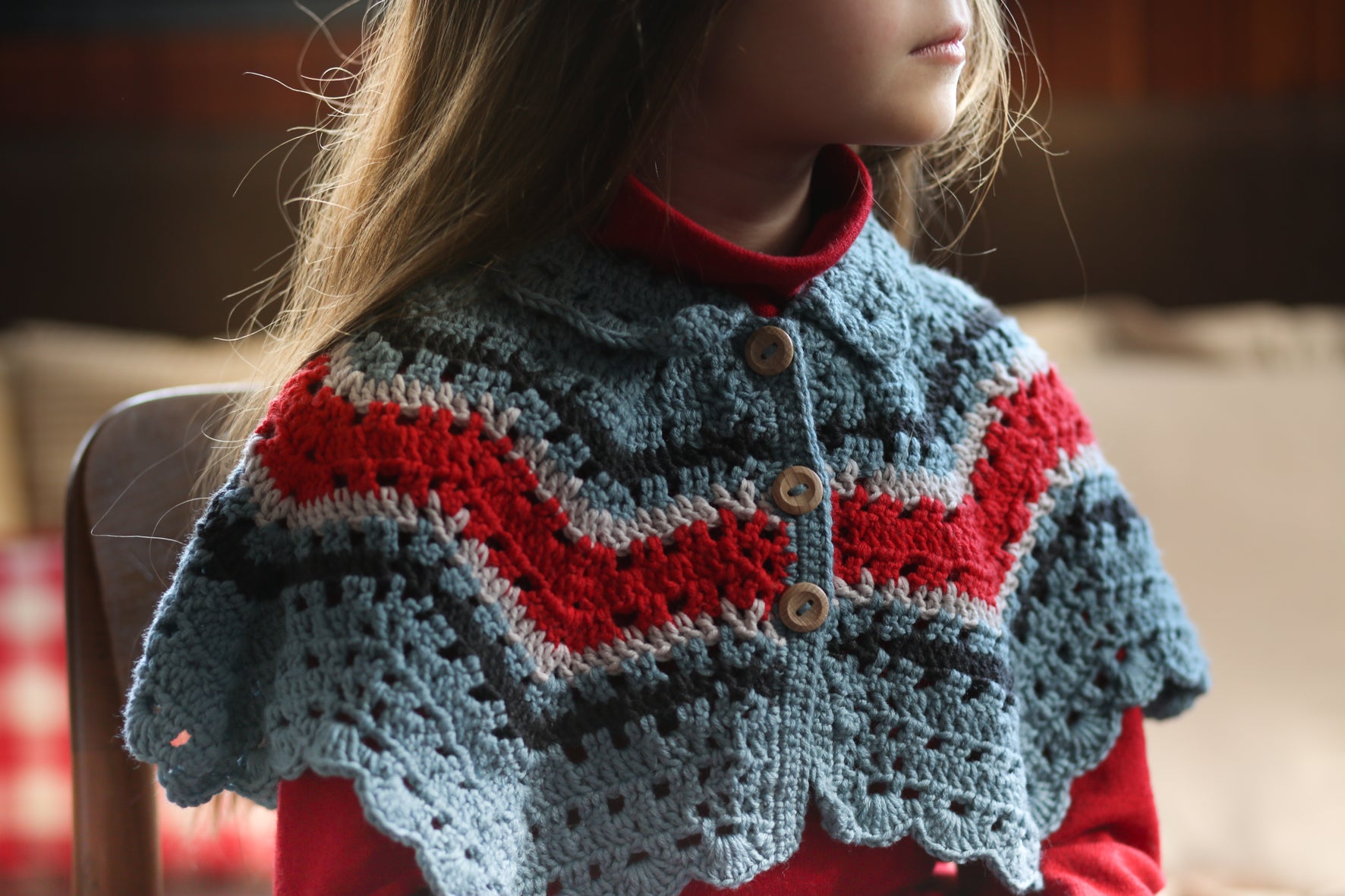 <Kalinka> Jill Pole Capelet - Misty Blue/Poppy