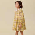 Gallery viewerに画像を読み込む, <Lali> Tulip Dress in Citrine Chex
