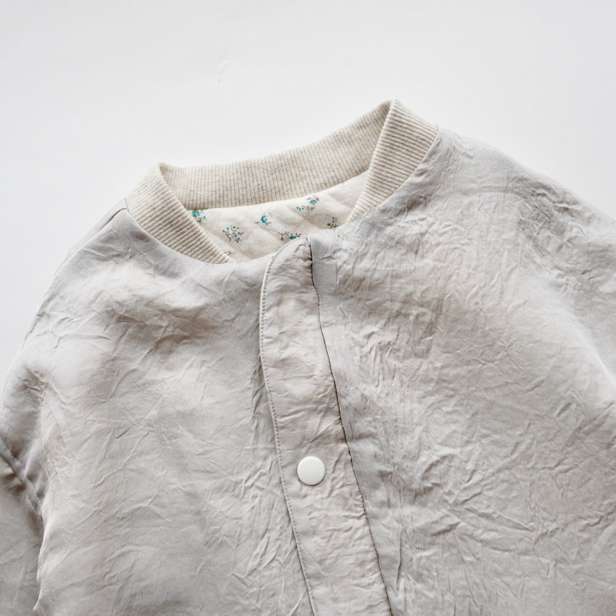 <Moun ten.> flower quilt reversible blouson - oatmeal