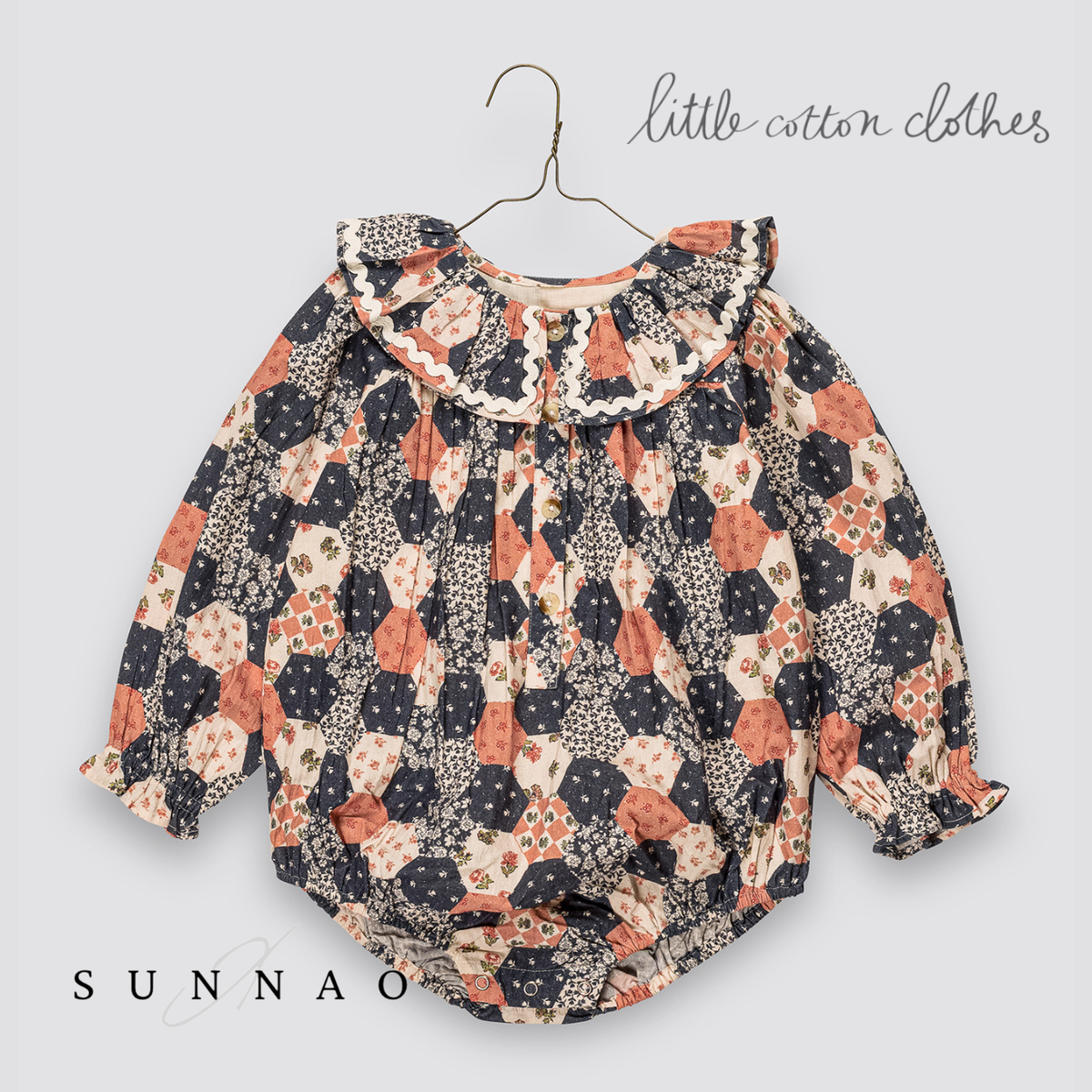 【予約】<Little Cotton Clothes> Emilie romper Patchwork Floral