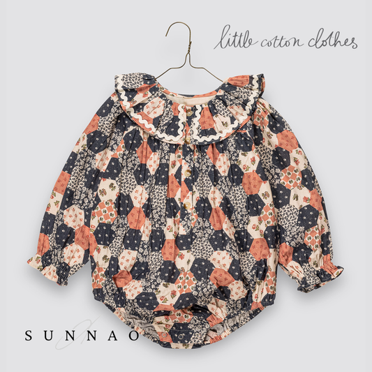 【予約】<Little Cotton Clothes> Emilie romper Patchwork Floral