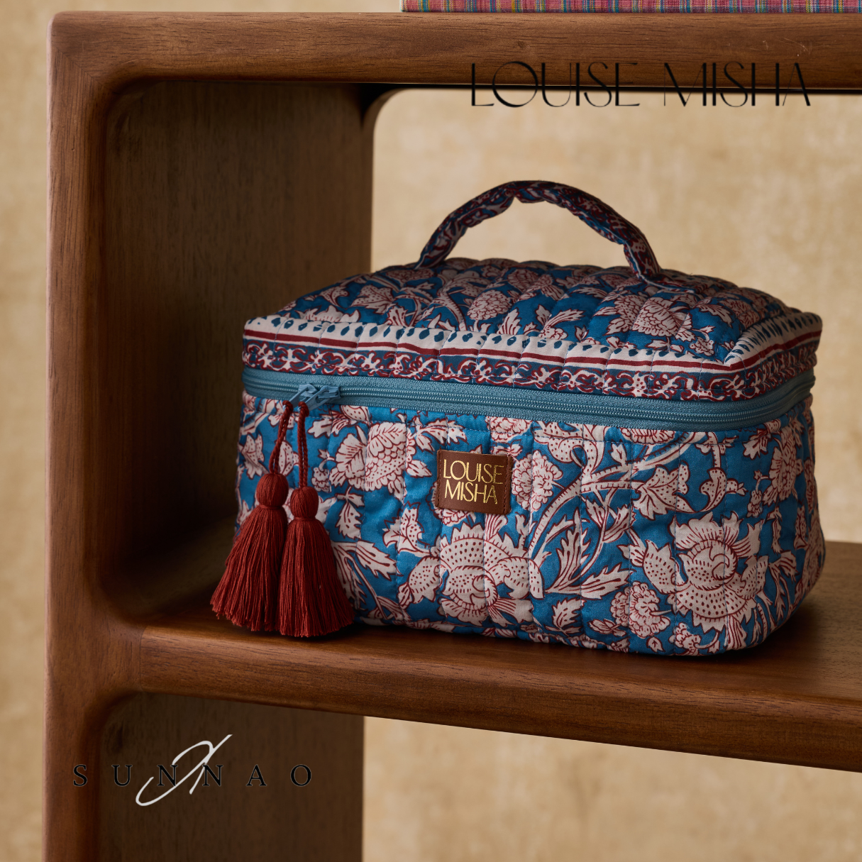 <Louise Misha> TOILETRY BAG LAETY - BLUE MOUNTAIN AVENS