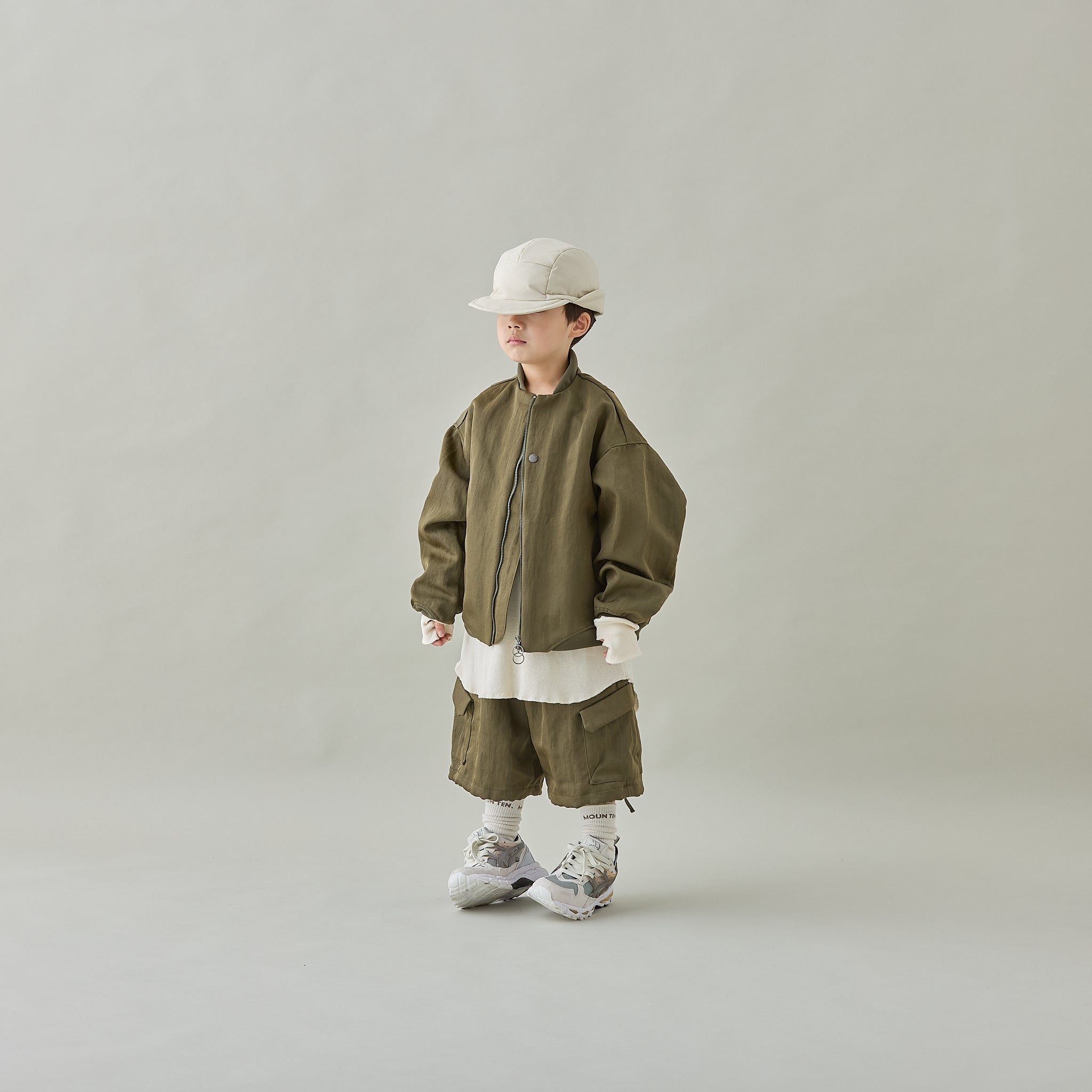 <Moun ten.> bright twill zip blouson - olive drab