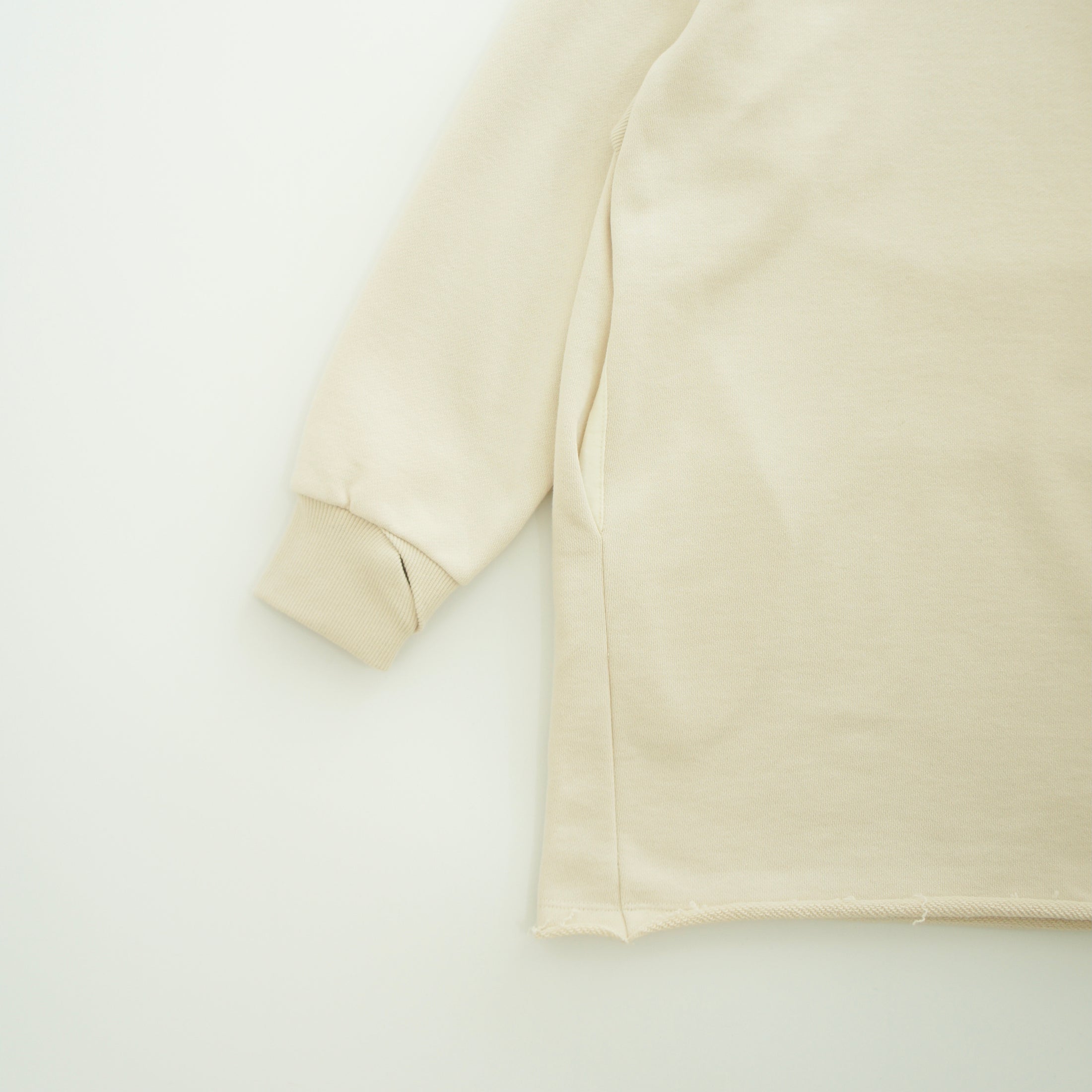 <Moun ten.> sweat highneck - sand