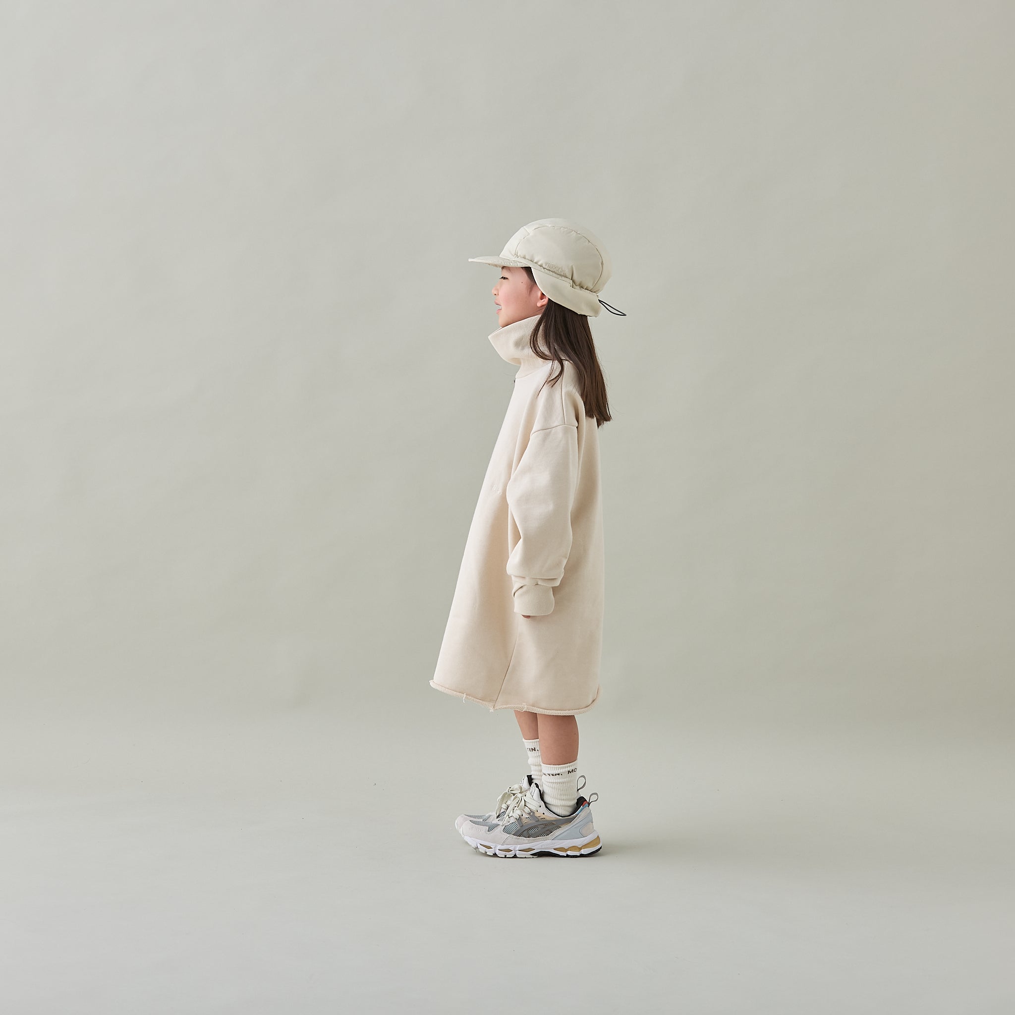 <Moun ten.> sweat highneck - sand