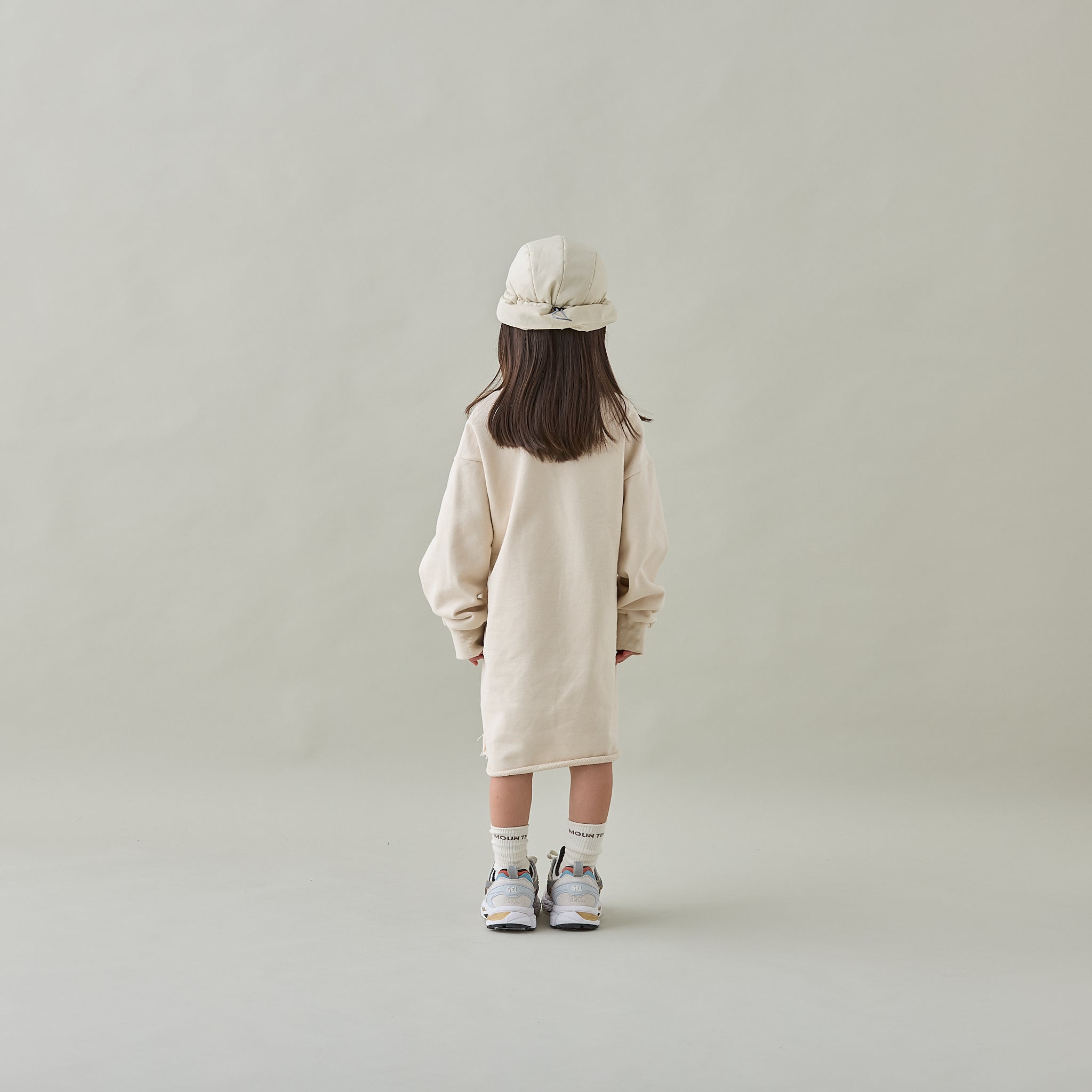 <Moun ten.> sweat highneck - sand