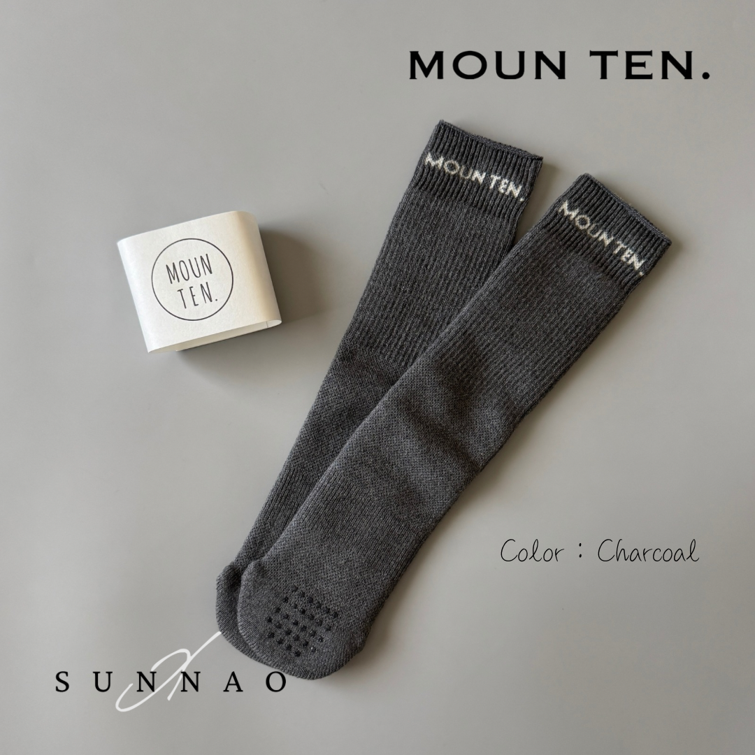 Mountain logo tube highsocks