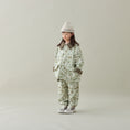 Load image into Gallery viewer, <Moun ten.> flower camo boa callor blouson

