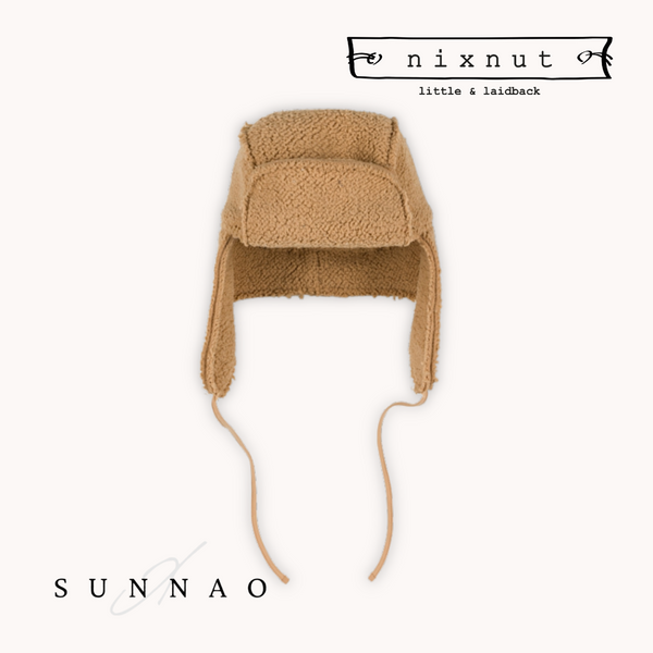 <Nixnut> Winter Hat - Camel