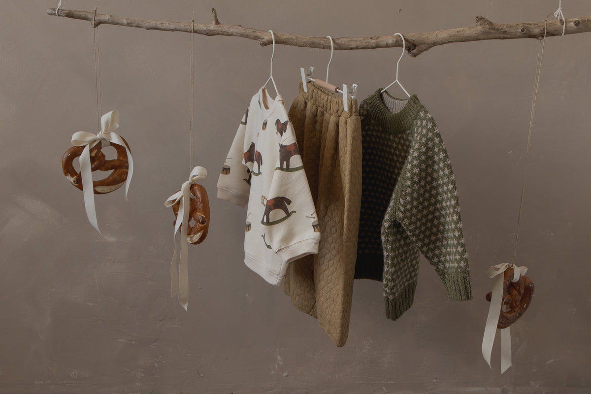 【予約】<Organic Zoo> Rockinghorse Parade Sweatshirt