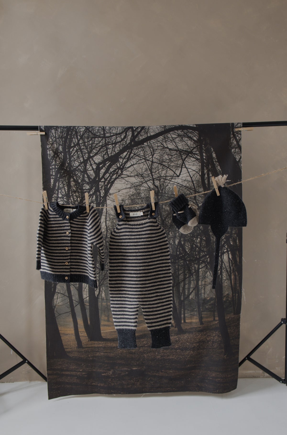 <Organic zoo> Charcoal Stripes Wool Salopettes
