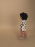 Gallery viewerに画像を読み込む, <Organic zoo> Paprika Gingham Carrot Pants　
