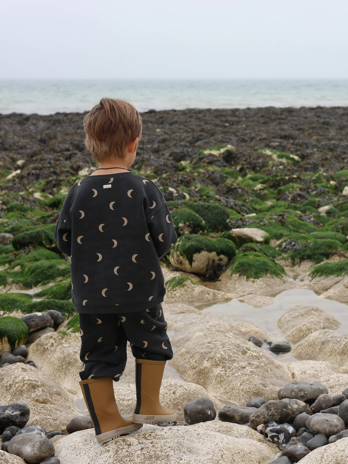 <Organic zoo> Charcoal Midnight Sweatshirt