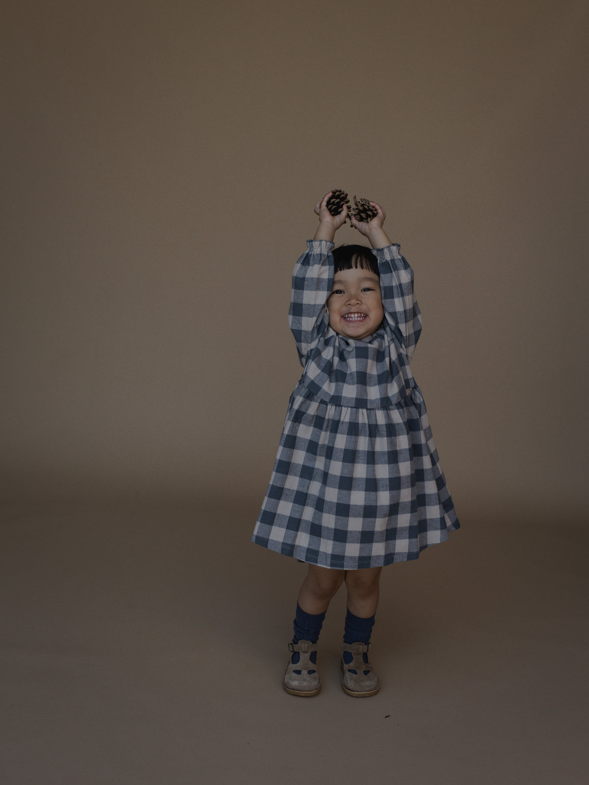 <Organic zoo> Fog Blue Gingham Field Dress