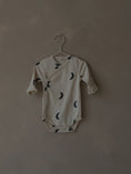 갤러리 뷰어로 이미지로드, <Organic zoo> Undyed Midnight Wrap Bodysuit
