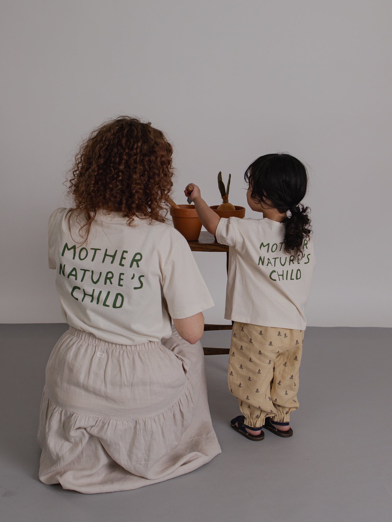 <Organic zoo> Mother Nature's Child Boxy T-Shirt  - DROP1　
