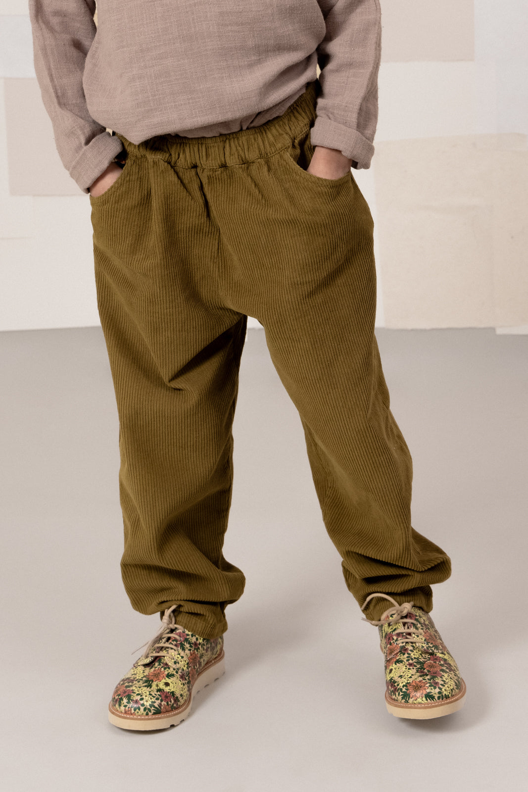 <STUDIO BOHEME PARIS> CARROT PANTS - GREEN NUTRIA