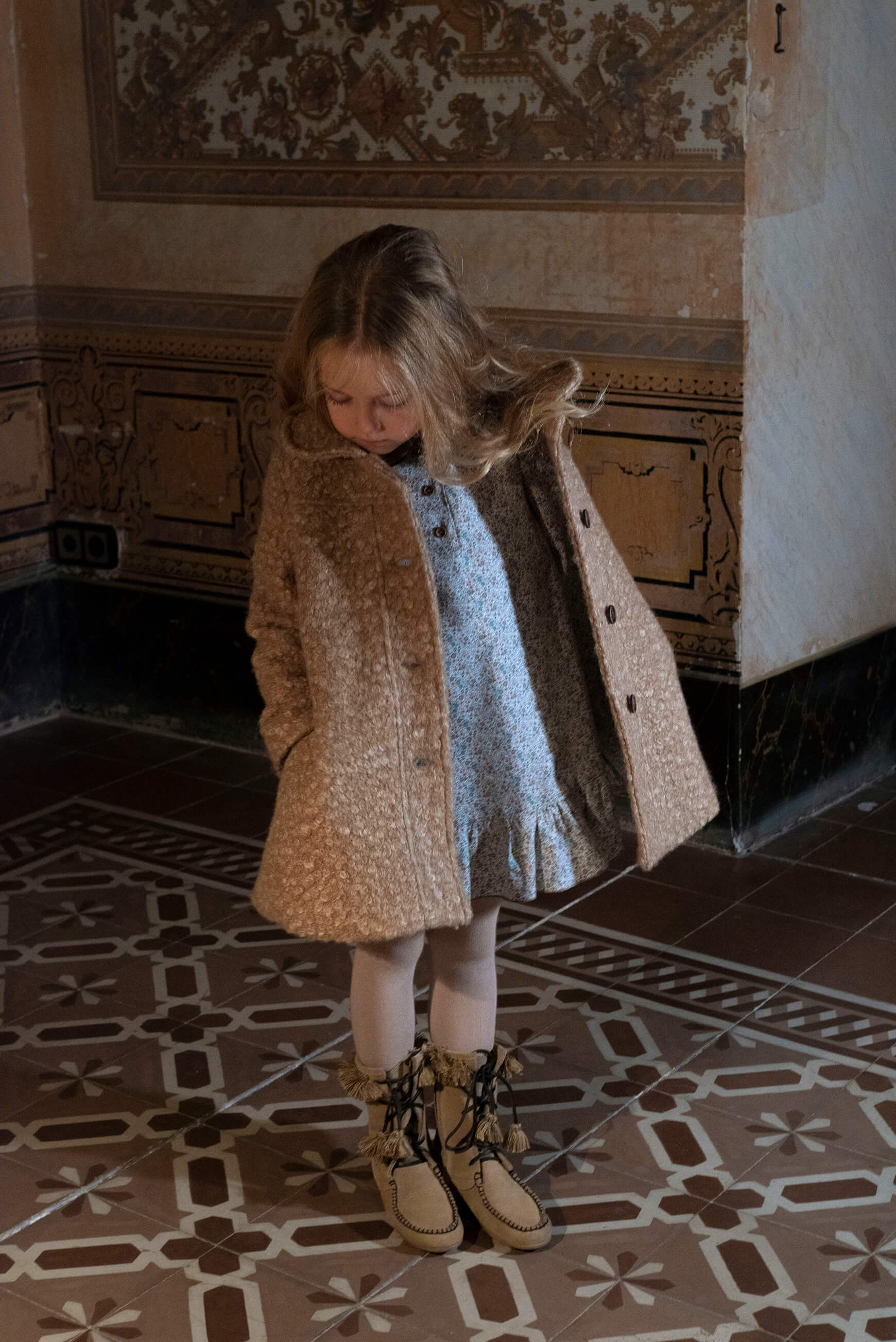 <Popelin> Mod.61.3 - Camel faux fur coat with yoke　