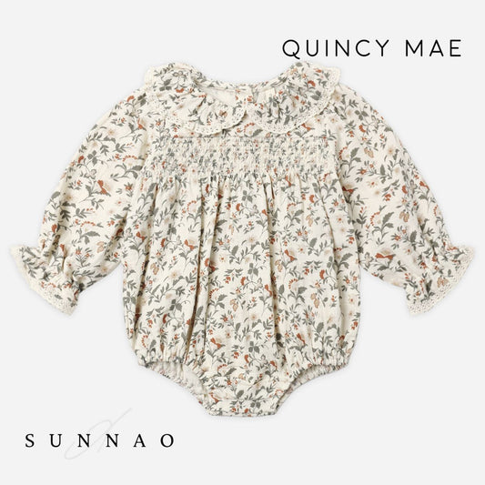 <Quincy mae> CALLIE ROMPER HOLIDAY FLORAL　