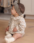 将图像加载到画廊查看器中, <Quincy mae> CALLIE ROMPER HOLIDAY FLORAL　
