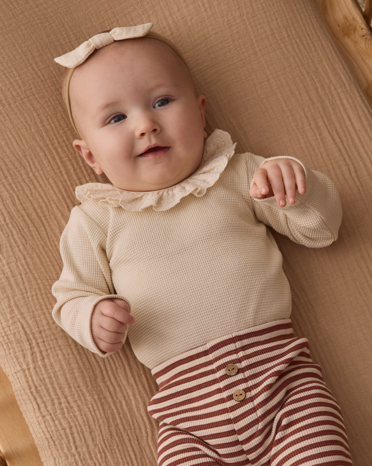 <Quincy mae> RUFFLE COLLAR BODYSUIT NATURAL　