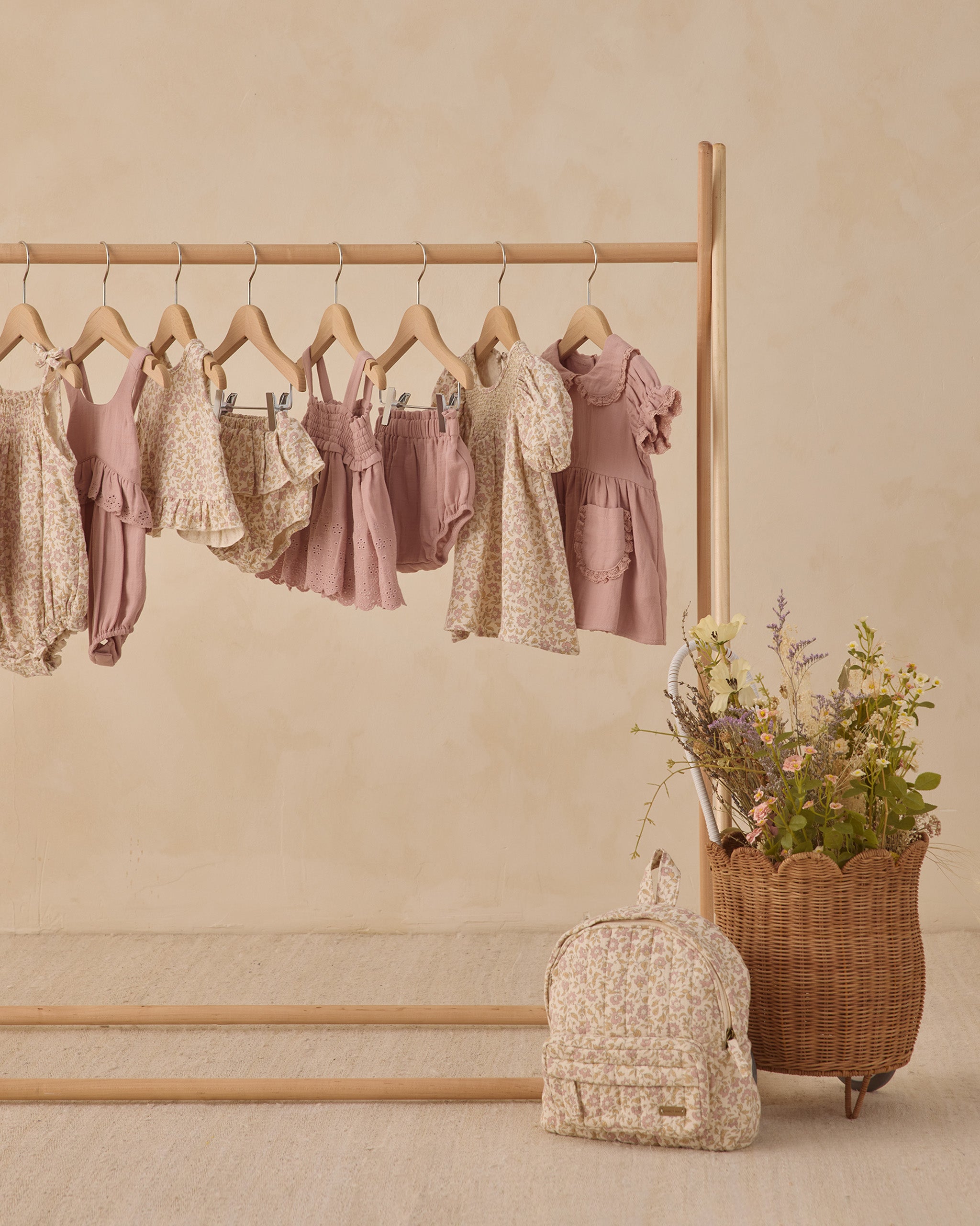 <Quincy mae> RUFFLED TULIP TOP + BLOOMER SET - DAHLIA