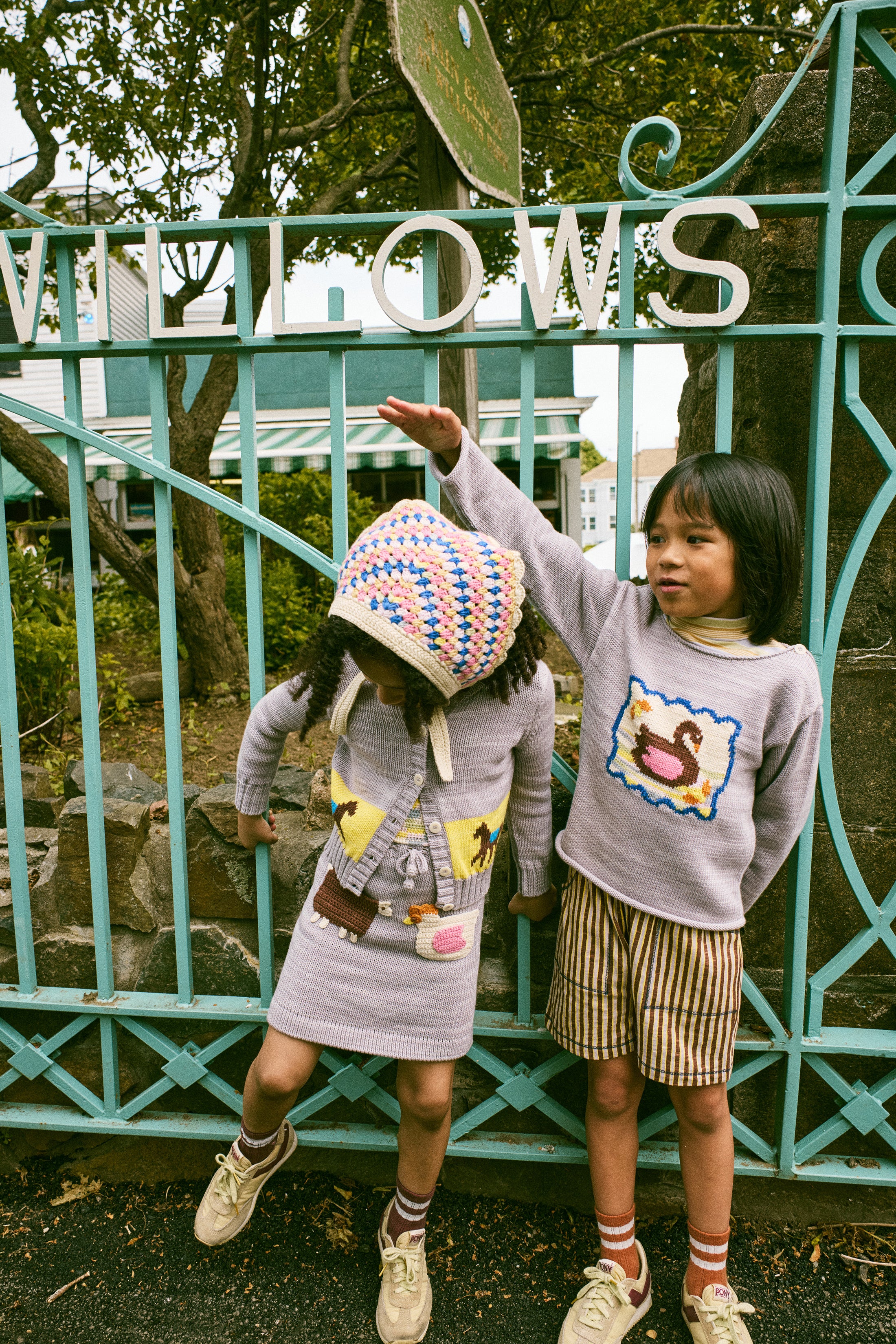 <Misha&Puff> RALLY SHORT - COLA PAINTERLY STRIPE