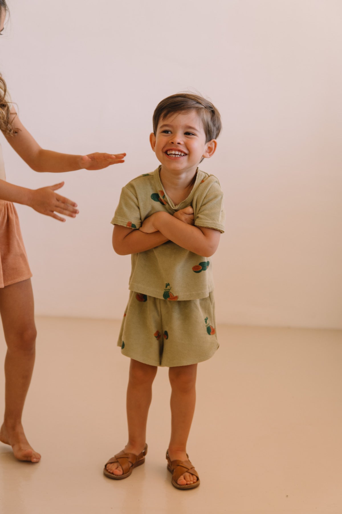 【予約】<STUDIO BOHEME PARIS> TSHIRT ESSENTIAL - GOLDEN GREEN / WATERMELON - DROP2