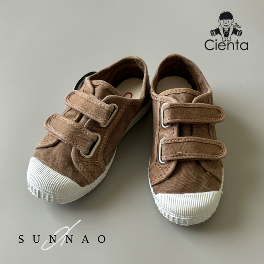 <cienta> Double strap velcro sneakers - BEIGE 78777</cienta>