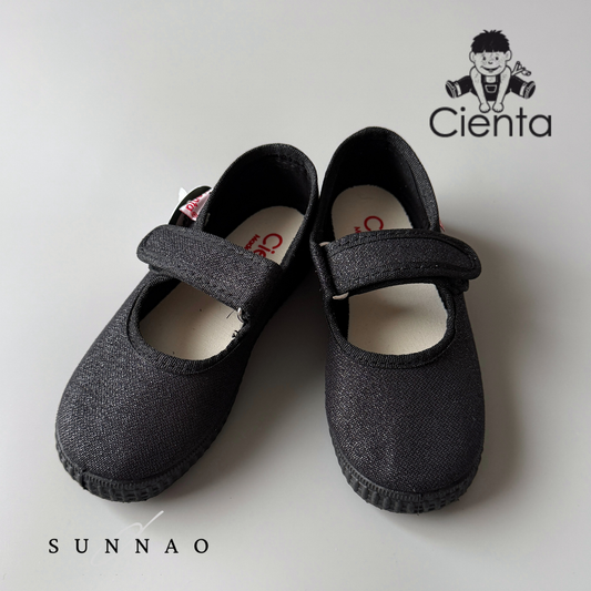 <Cienta>One strap velcro sneaker - LAME BLACK 561131