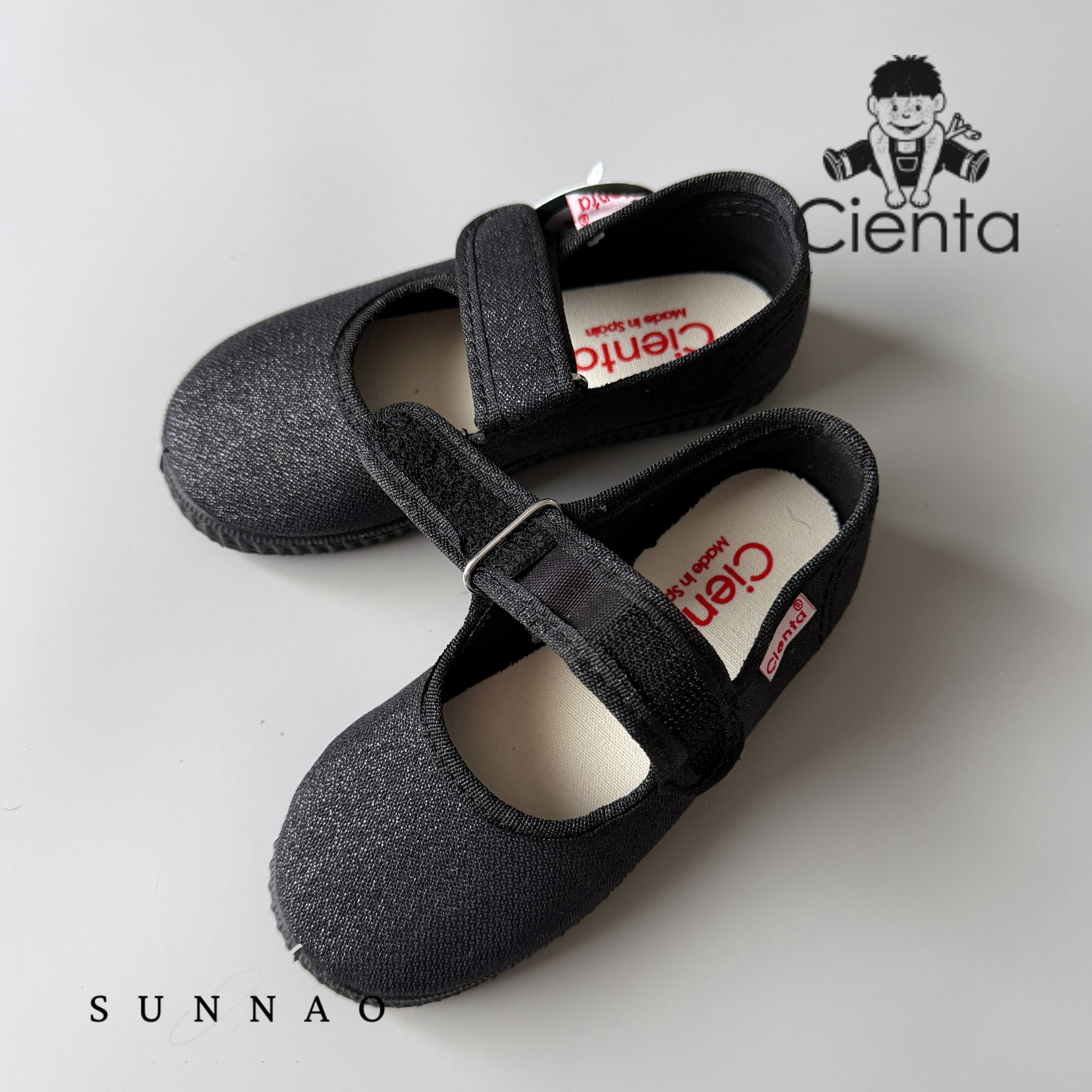 <Cienta>One strap velcro sneaker - LAME BLACK 561131