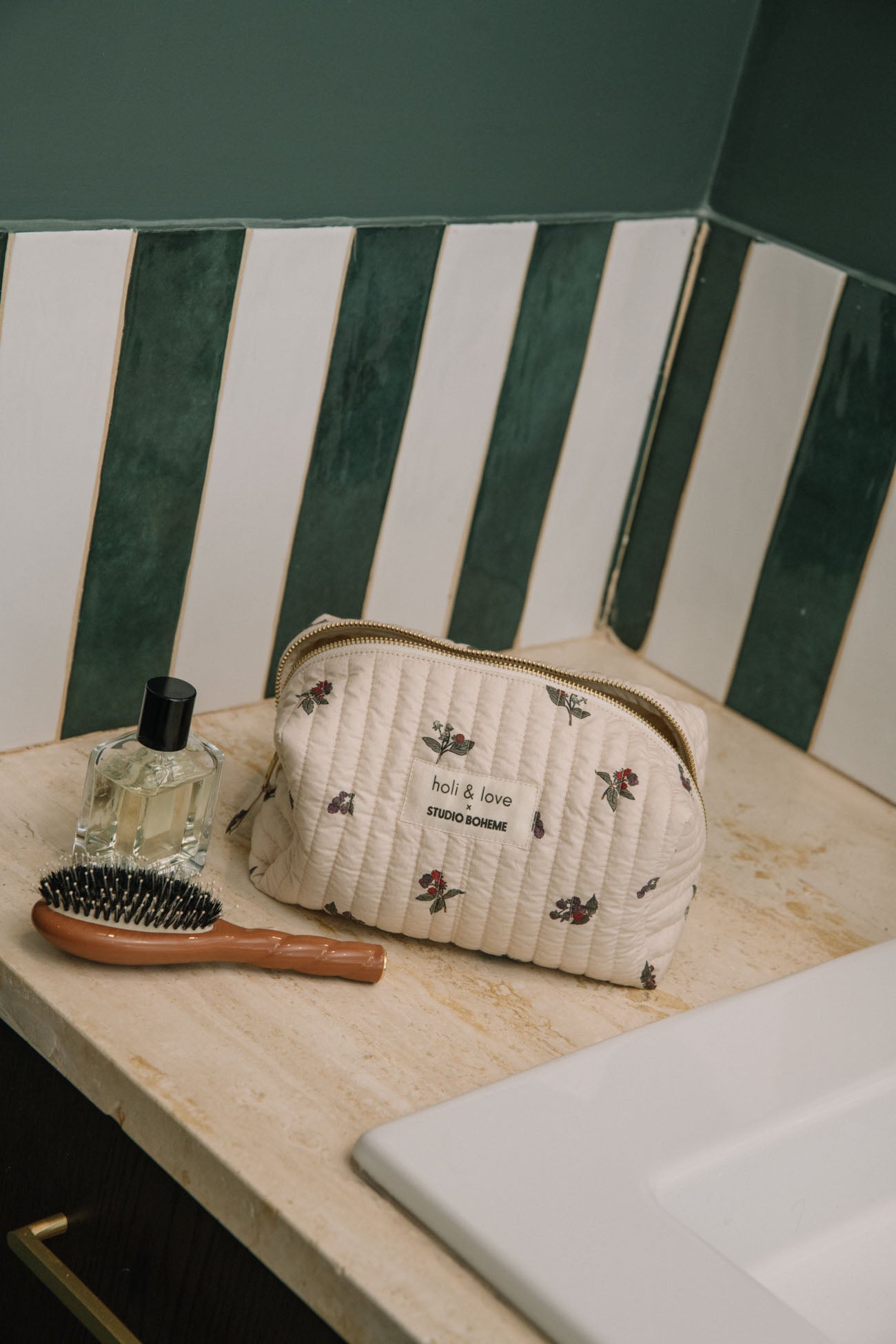 <STUDIO BOHEME PARIS> TOILETRY BAG - ECRU / BLACKBERRIES