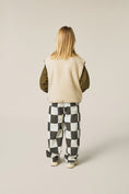 Gallery viewerに画像を読み込む, <The Campamento> Ecru Teddy Vest - ECRU　
