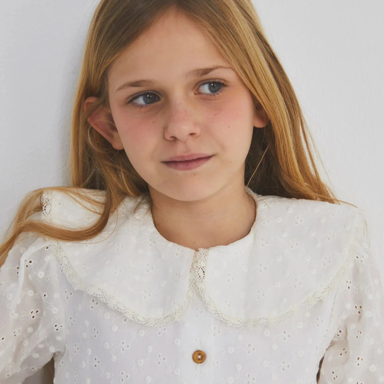 <Birinit Petit> Batiste embroidered Chulísima shirt （18M-5Y）