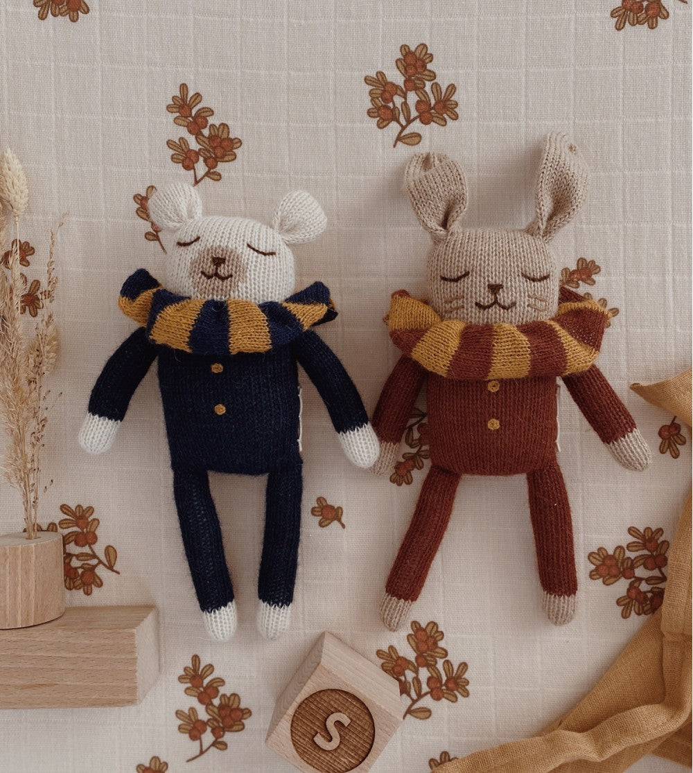 <main sauvage> Bunny knit toy - Sienna striped collar</main>