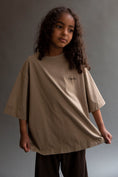 Load image into Gallery viewer, <façade> Wide SS tee - Taupe　
