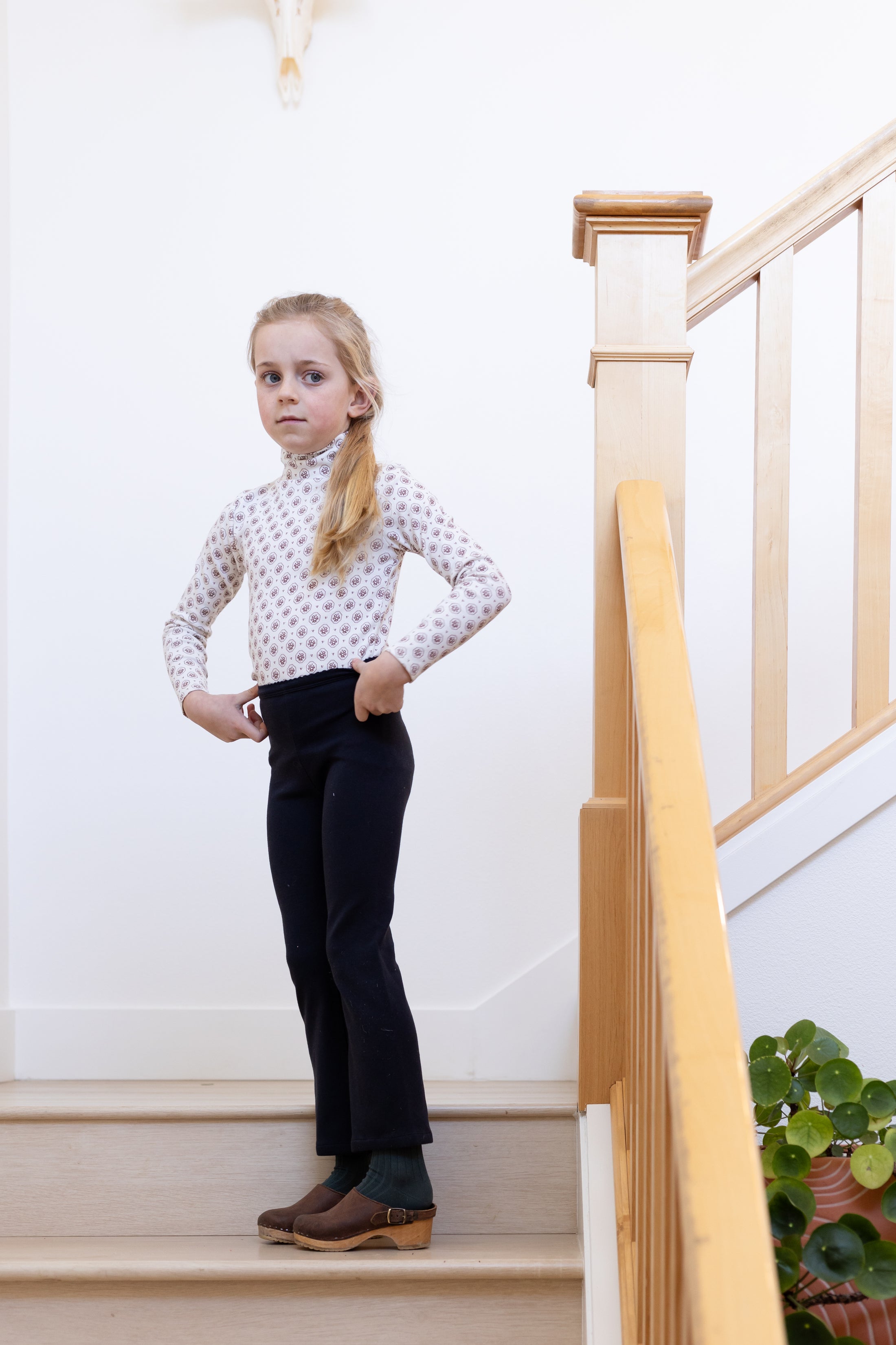 <iver and isla> pima snap turtleneck - cameo