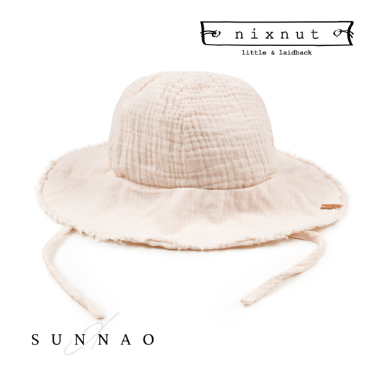 <Nixnut> Sun Hat - SNOW