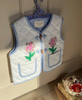 Gallery viewerに画像を読み込む, <SISSEL MINI>NGEBORG MINI LEFTOVER QUILTED VEST（1-6Y）
