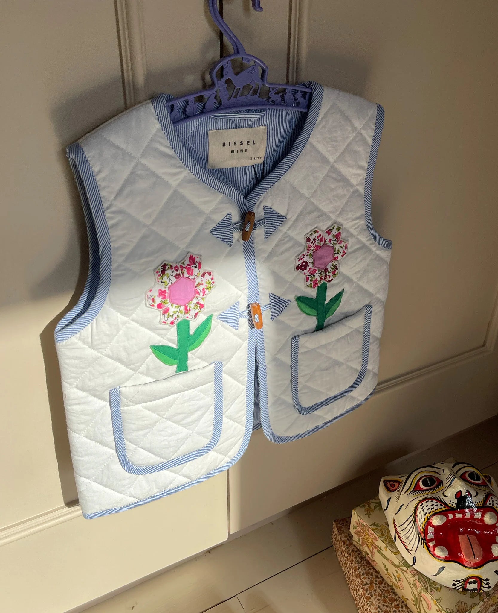 <SISSEL MINI>NGEBORG MINI LEFTOVER QUILTED VEST（1-6Y）