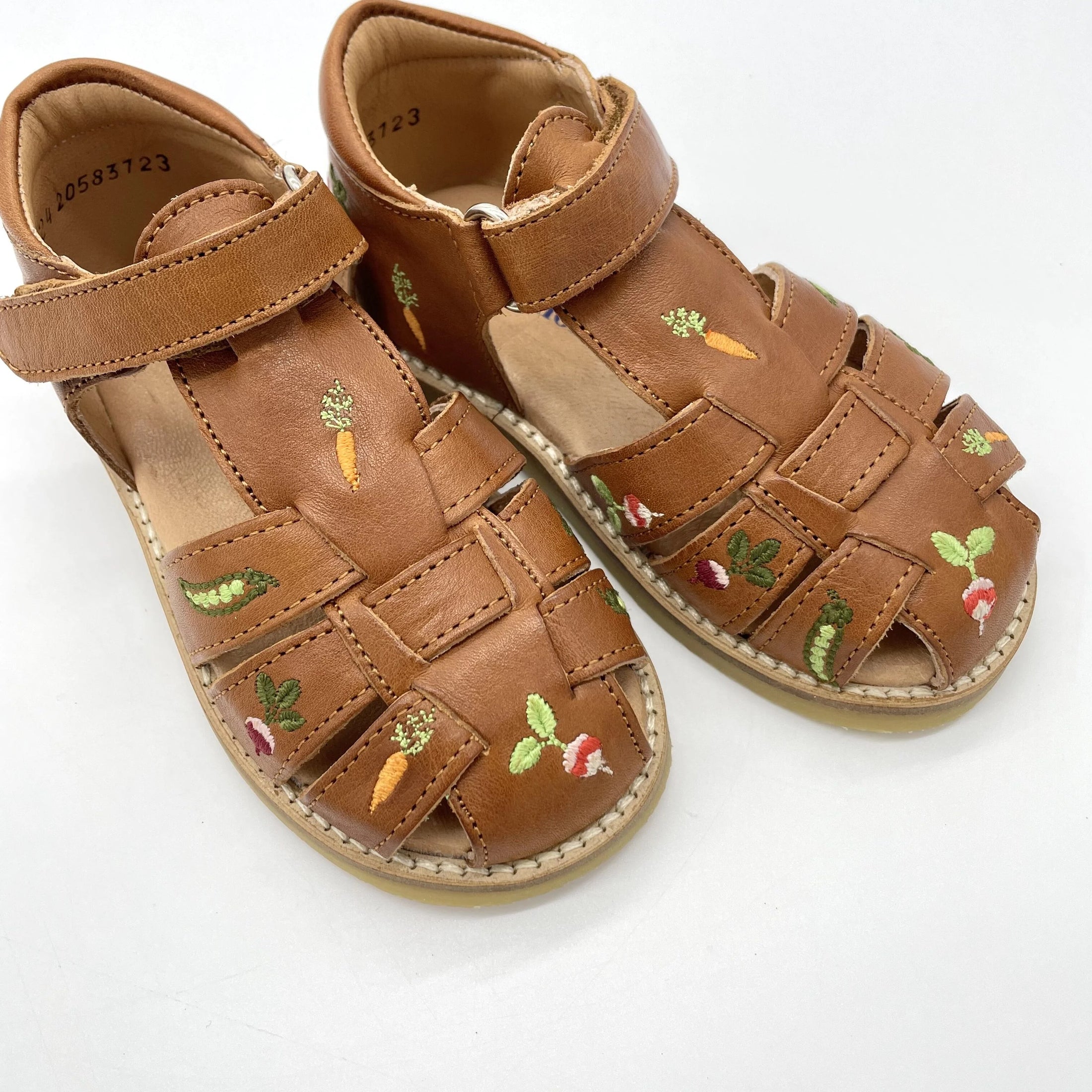 <petit nord> Veggie Classic sandal(EU25-EU27)</petit>